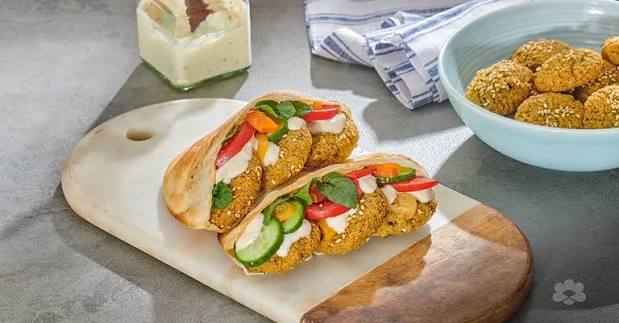 Falafel Sandwich | سندوتش فلافل
